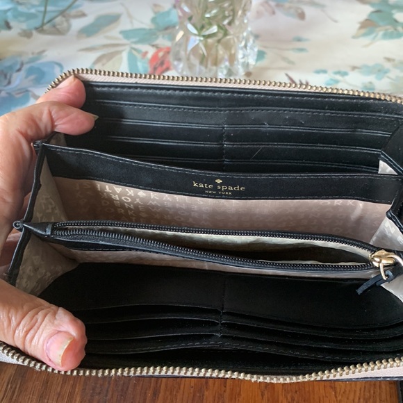 Kate Spade Leather Wallet - Picture 5 of 7